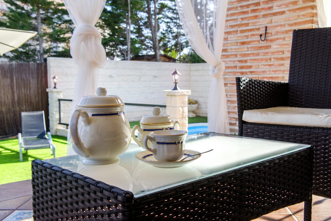 Mesa baja para el exterior